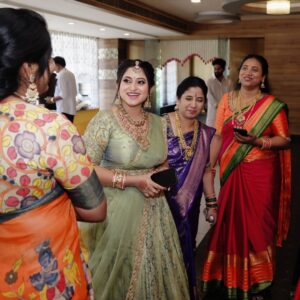 Shruthi Ramesh Instagram - Candid moments 🌸✨

Mua: @makeupbyshruthiramesh