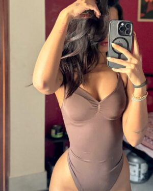 Simi das Instagram - Some gains will be forever cherished because they remind me of the times I didn’t give up at my weakest..