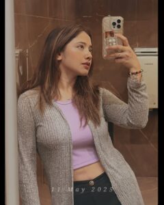 Sitara rawal Most Liked Photos and Posts