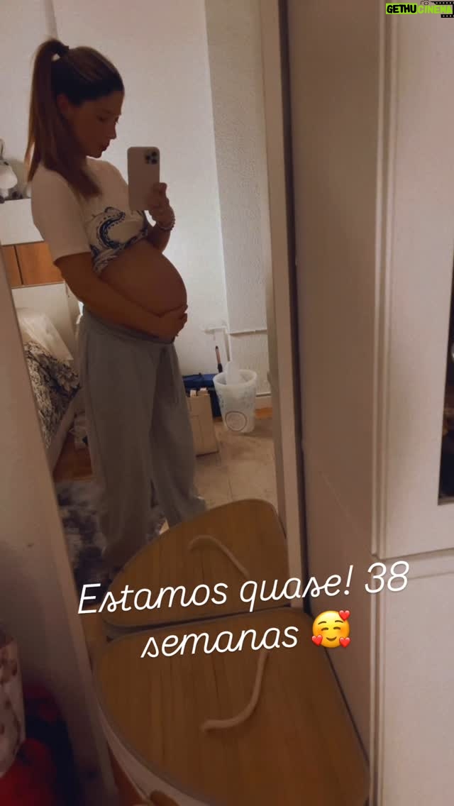 Sofia Escobar - 1.1K Likes -