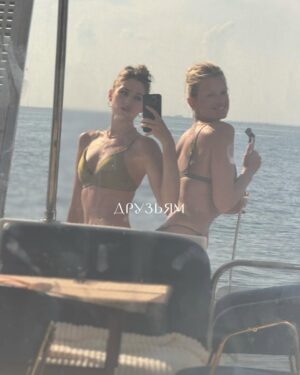 Sofya Ernst Instagram - Спасибо мамочке с папочкой, что меня родили.