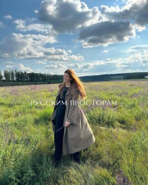 Sofya Ernst Instagram - Спасибо мамочке с папочкой, что меня родили.
