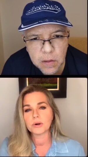 Sonya Smith Instagram - Hola amigos feliz noche!! pasaba por aquí a saludarles y a dejarles un extracto de la maravillosa entrevista que me hizo @santiagosanmiguelp . Si la quieren ver completa los invito a que vayan al canal de YouTube @SantiagoSanMiguel y la disfruten. Les mando un fuerte abrazo! Y gracias siempre por el apoyo y cariño!!🤗🤗🤗🤗 Les dejo el link https://youtu.be/b4Qnt1PYEKw?feature=shared