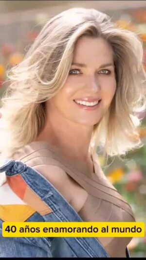 Sonya Smith Instagram - Hola a todos feliz noche!!!
 Paso por aquí a saludarlos y a invitarlos al instalive que voy a tener este sábado 8 de febrero a las 6:00pm junto a mi querido @santiagosanmiguelp
La esperamos!!!🤗💜⭐️#gratitud #gratitude #acting #amolaactuación #live #sorpresas #suprises