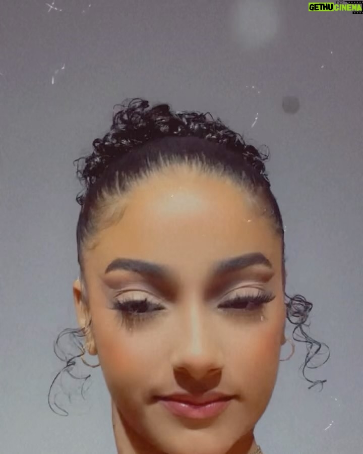 Sophie Alakija - 104.4K Likes - Team natural hair 🤭