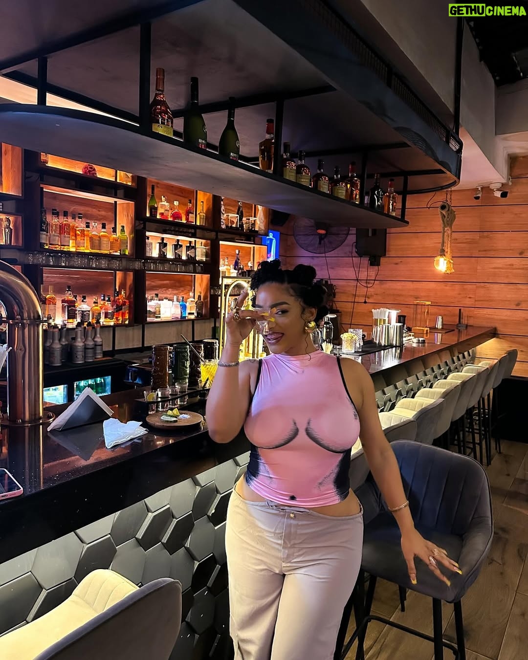 Sophie Alakija - 80.9K Likes - Fine girl no ex🤭🏃🏽‍♀️

💎: @handhmpire