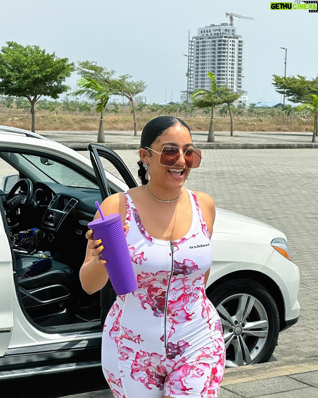 Sophie Alakija - 158.7K Likes - ✨TGIF✨🥤
.