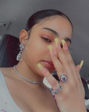 Sophie Alakija Instagram - ✨TGIF✨🥤
.