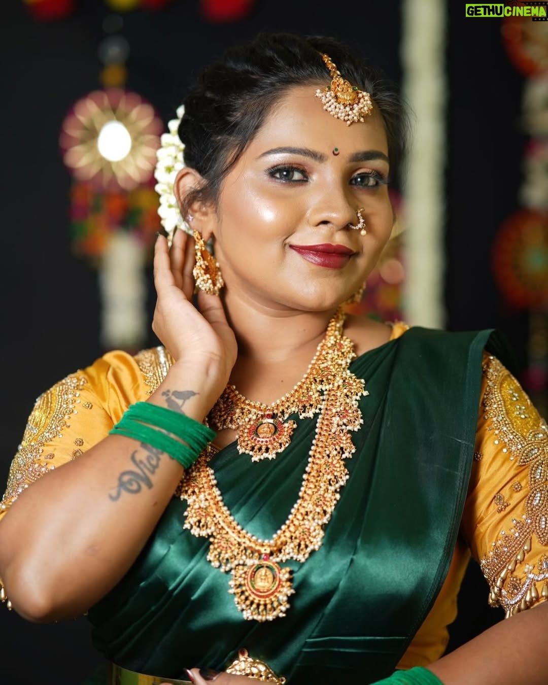 Sowmya Vivek - 303 Likes - Bridal makeup artists ✨ Book ur big day with us 💕✨