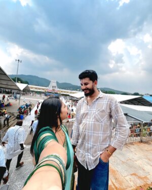 Sowmya Vivek Instagram - ತಿರುಪತಿ ಗಿರಿವಾಸ ಶ್ರೀ ವೆಂಕಟೇಶ 🙏🙏 #tirupati
