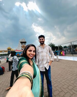 Sowmya Vivek Instagram - ತಿರುಪತಿ ಗಿರಿವಾಸ ಶ್ರೀ ವೆಂಕಟೇಶ 🙏🙏 #tirupati