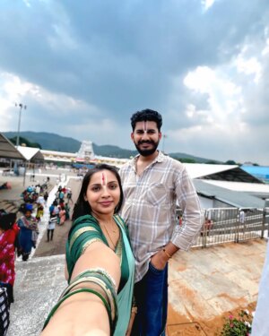 Sowmya Vivek Instagram - ತಿರುಪತಿ ಗಿರಿವಾಸ ಶ್ರೀ ವೆಂಕಟೇಶ 🙏🙏 #tirupati