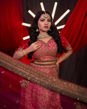 Sowmya Vivek Instagram - Makeoverbydeeksha 
Makeup /hair/academy 

Makeup  saloon combo course 
Bigg offers
50%off
Book your sets☎️7022567560

35days course
📍varthur
Time 11am to 2pm

Our next batch sart from April 10th 
More information contact me 7022567560