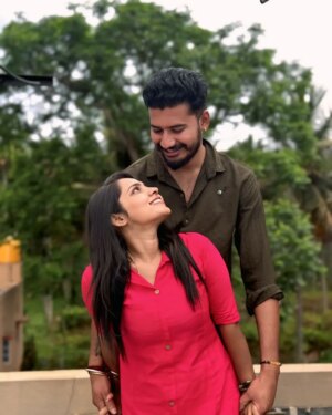 Sowmya Vivek Instagram - My heart,My home, My everything🌎❤️