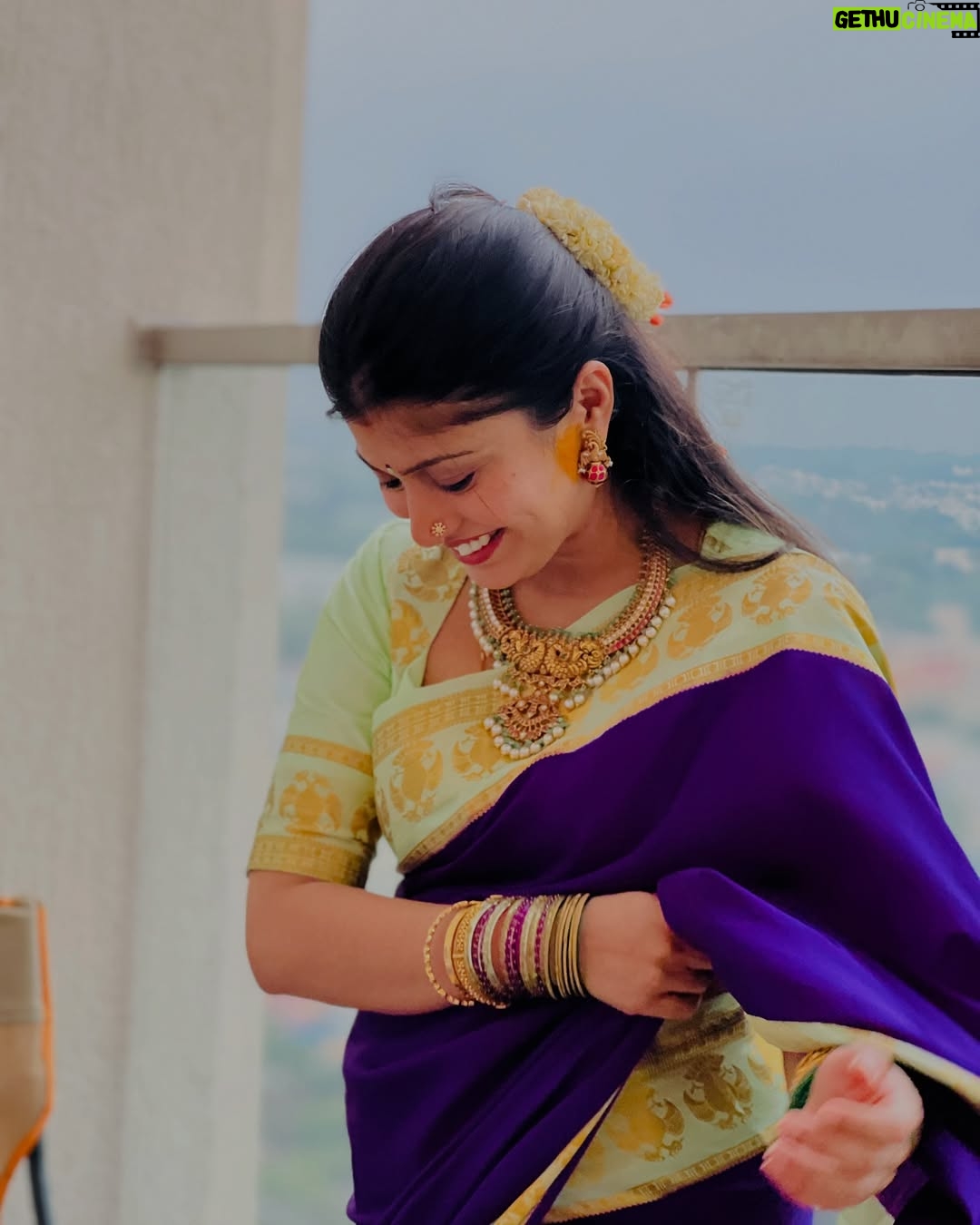 Sushmitha Ashwin - 28K Likes - 💜💚