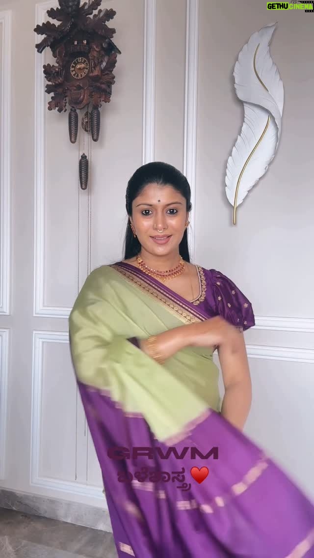 Sushmitha Ashwin - 19.8K Likes - GRWM♥️
#reels #kannada #trending #viral #mooguthihudugi #puttamalli #ravichandransong #grwm #sareelove