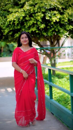Sushmitha Sheshagiri Instagram - ಜಾಜಿ ಮಲ್ಲಿಗೆ ನೋಡೆ✨❤️
.
Outfit by @p_n_designer_studio 🙌🏻