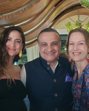 Suzanne Bernert Instagram - About last night with my good friend @KobbiShoshani and the stunning and talented lead actress of Fauda, Rona-Lee Shimon @ronalee_shimon
On the sidelines of #WAVES2025
Second pic with charming, handsome and very talented @aki_avni. Also met my friend @imanasisalvi, Sonali Khare and her daughter Shanaya. I did Dholkichya Talavar with Sonali.  @ajay_kapoor_ we will meet soon and @sharmag was great to meet ! 
@jaisinghshekhawat1987 from Blah was an amazing Host
#wavesummit #suzannebernert #mumbaidiaries