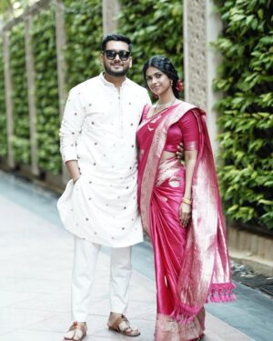 Swarda Thigale Instagram - Mr & Mrs Raut ☺️ 

.

.
.
.
#heyminnale #series #southindiansoul #wedding #wedmesouth #southindianlook
[ couple goals, South Indian look, traditional, saree, wedding, South Indian, Hairstyle inspo, Swarda Thigale]