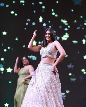 Swarda Thigale Instagram - Major missing happening 🥹 

[SEO words- love,laughter, dance, music]