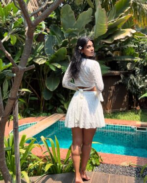 Swarda Thigale Instagram - Die with a smile 🧜‍♀️

[Goa, vacation, anniversary, live, music, peace, love]