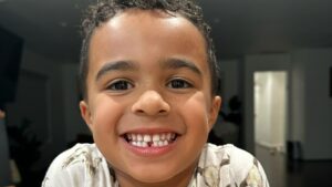 Sydney Leroux Instagram - Nothing like hearing your first tooth smack the door. We’re 3 for 3. It’s tradition and the tooth fairy better run us our money.