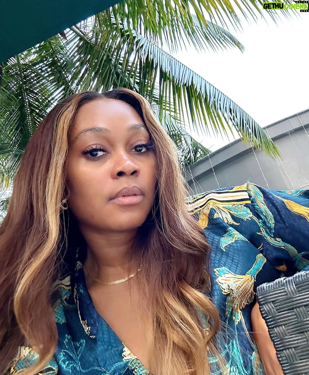 Tana Adelana - 94.3K Likes - Slide 1: how do I get Detty December bawdy in 10days??? 🤔
Slide 2: here’s how..
Slide 3: don’t worry. 🙄