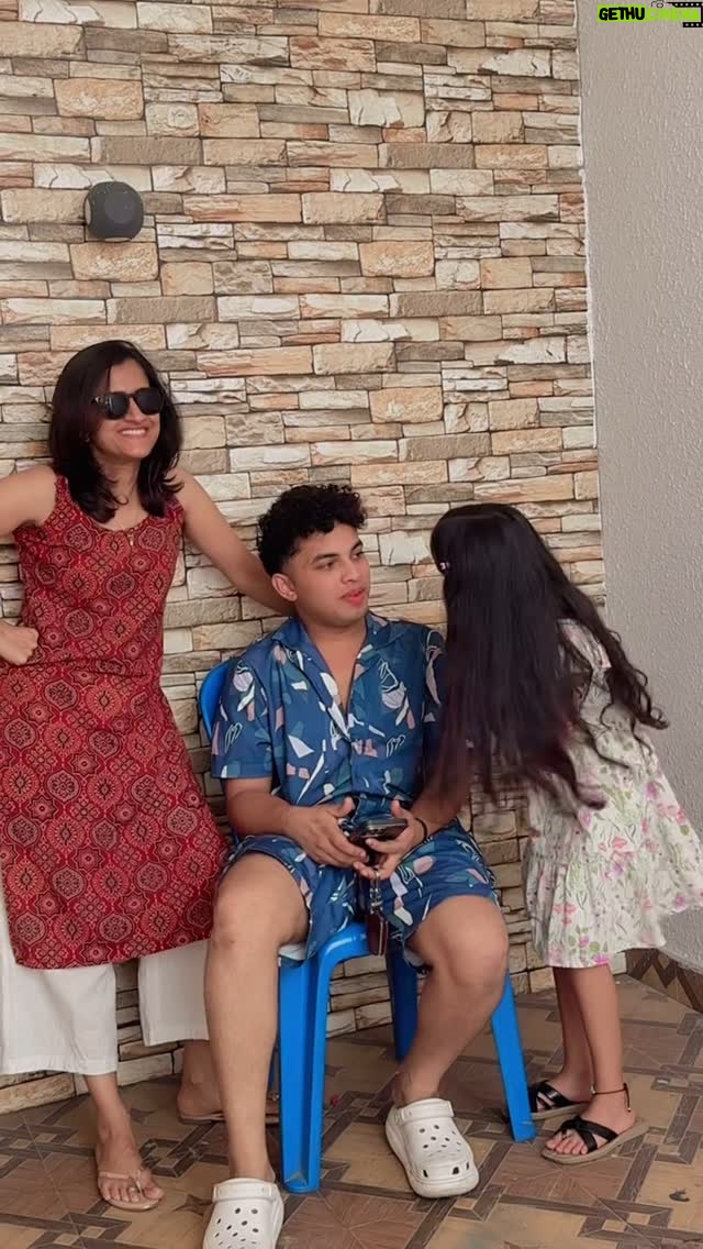 Tanuja Jt - 2.4K Likes - ಇವ್ನು ಯಾರ್ಹೇಳು 😂
#reels #trending