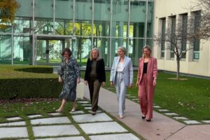 Tanya Plibersek Instagram - Some of my favourite moments from this week.
