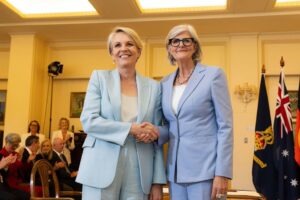 Tanya Plibersek Instagram - Officially the Minister for Social Services. Let’s get to work.
