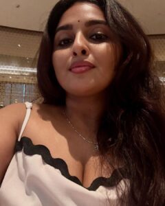 Actress Thamizhvani HD Photos and Wallpapers September 2025