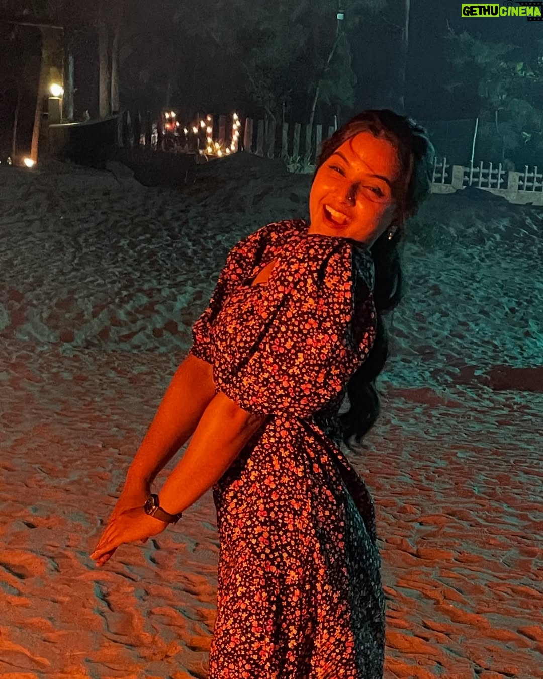 Thanviya Naik - 8.5K Likes - Sandy toesšļø, salty breezešØ, vitamin seaš and endless blissšø
#thanvibalraj
#thanviyanaik
#thanviya
#artist
#actress
#instagram
#instamood
#beach
#beachbody
#trending
#explore
#viral
#cute
#crush
#sky