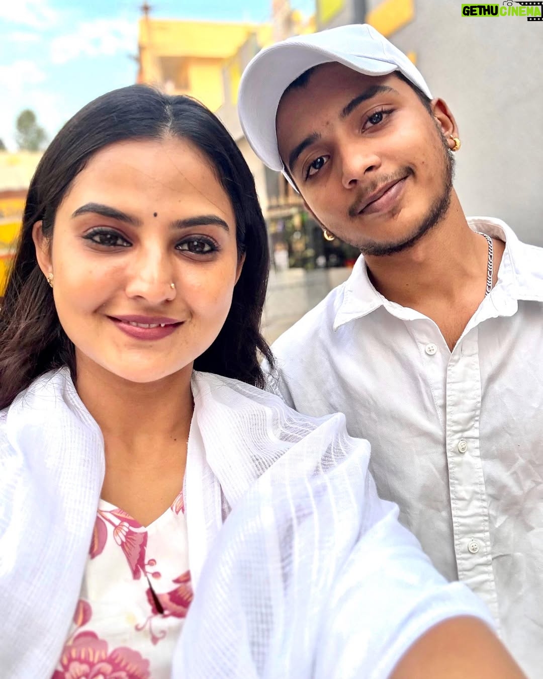 Thanviya Naik - 2.1K Likes - Akkaš«¶
