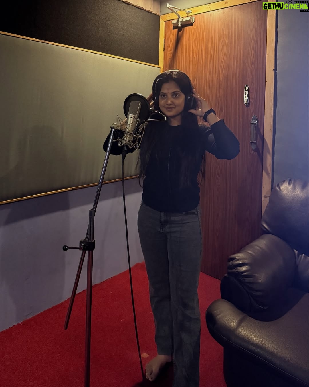 Thanviya Naik - 4.7K Likes - Dubbing done rt.šļøš§ā„ļø
#1stloveguru
#dubbing
#movie
#universe
#gratitude
#thanvibalraj
#artist
#actress
#instagood
#instagram
#cute
#crush