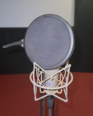 Thanviya Naik Instagram - Dubbing done rt.🎙️🎧♥️

#1stloveguru 
#dubbing 
#movie 
#universe 
#gratitude 
#thanvibalraj 
#artist 
#actress 
#instagood 
#instagram 
#cute 
#crush