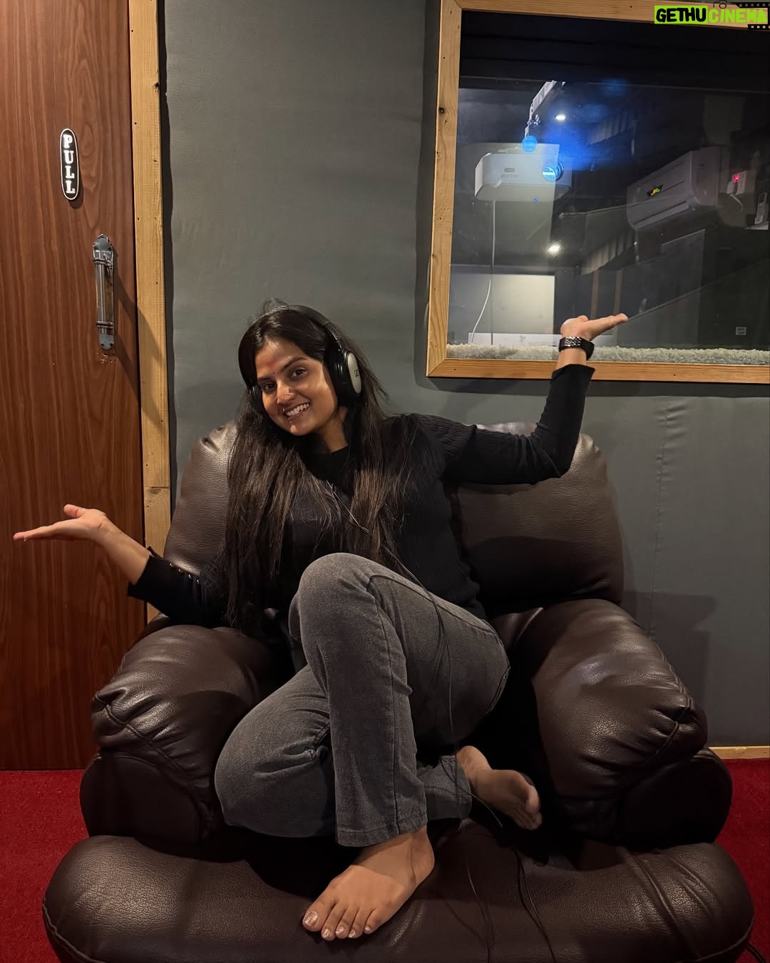 Thanviya Naik - 4.7K Likes - Dubbing done rt.šļøš§ā„ļø
#1stloveguru
#dubbing
#movie
#universe
#gratitude
#thanvibalraj
#artist
#actress
#instagood
#instagram
#cute
#crush