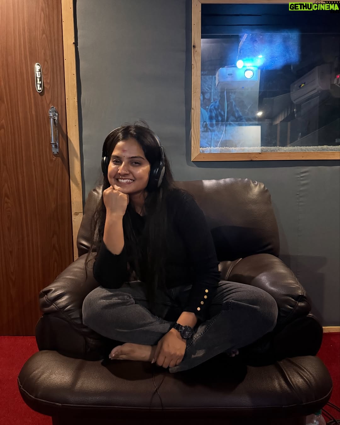 Thanviya Naik - 4.7K Likes - Dubbing done rt.šļøš§ā„ļø
#1stloveguru
#dubbing
#movie
#universe
#gratitude
#thanvibalraj
#artist
#actress
#instagood
#instagram
#cute
#crush