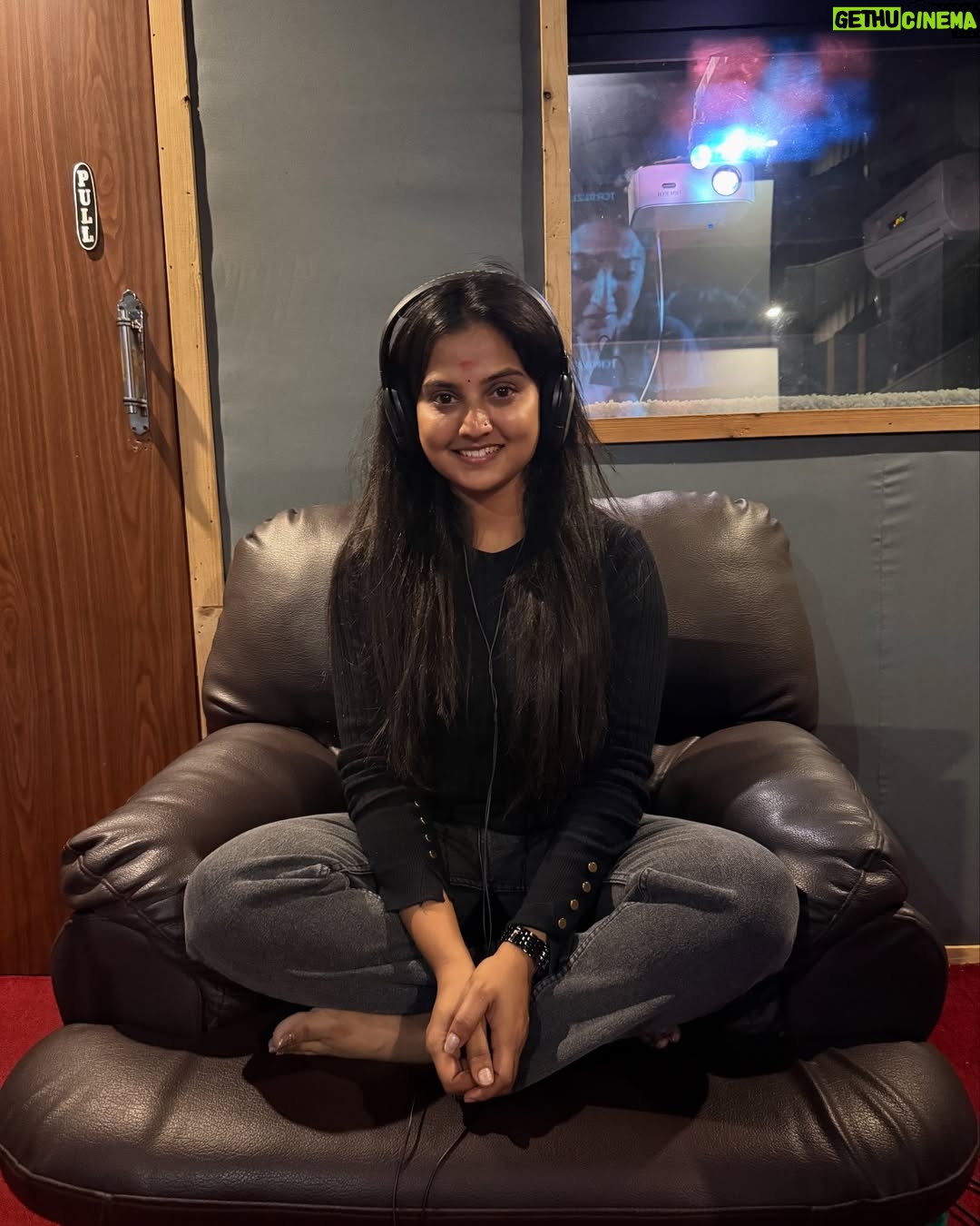 Thanviya Naik - 4.7K Likes - Dubbing done rt.šļøš§ā„ļø
#1stloveguru
#dubbing
#movie
#universe
#gratitude
#thanvibalraj
#artist
#actress
#instagood
#instagram
#cute
#crush