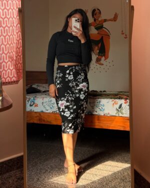 Thanviya Naik Instagram - You.. you are my high🌸

#thanvibalraj 
#style 
#fashion 
#trending 
#instamood 
#instagram 
#women 
#confident 
#independent 
#feminist 
#bosslady