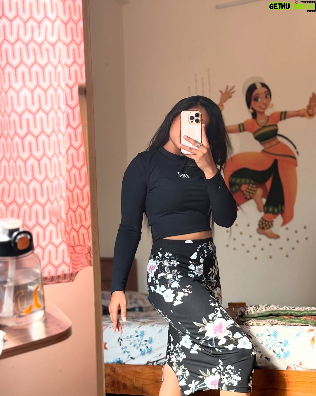 Thanviya Naik - 17.4K Likes - You.. you are my highšø
#thanvibalraj
#style
#fashion
#trending
#instamood
#instagram
#women
#confident
#independent
#feminist
#bosslady