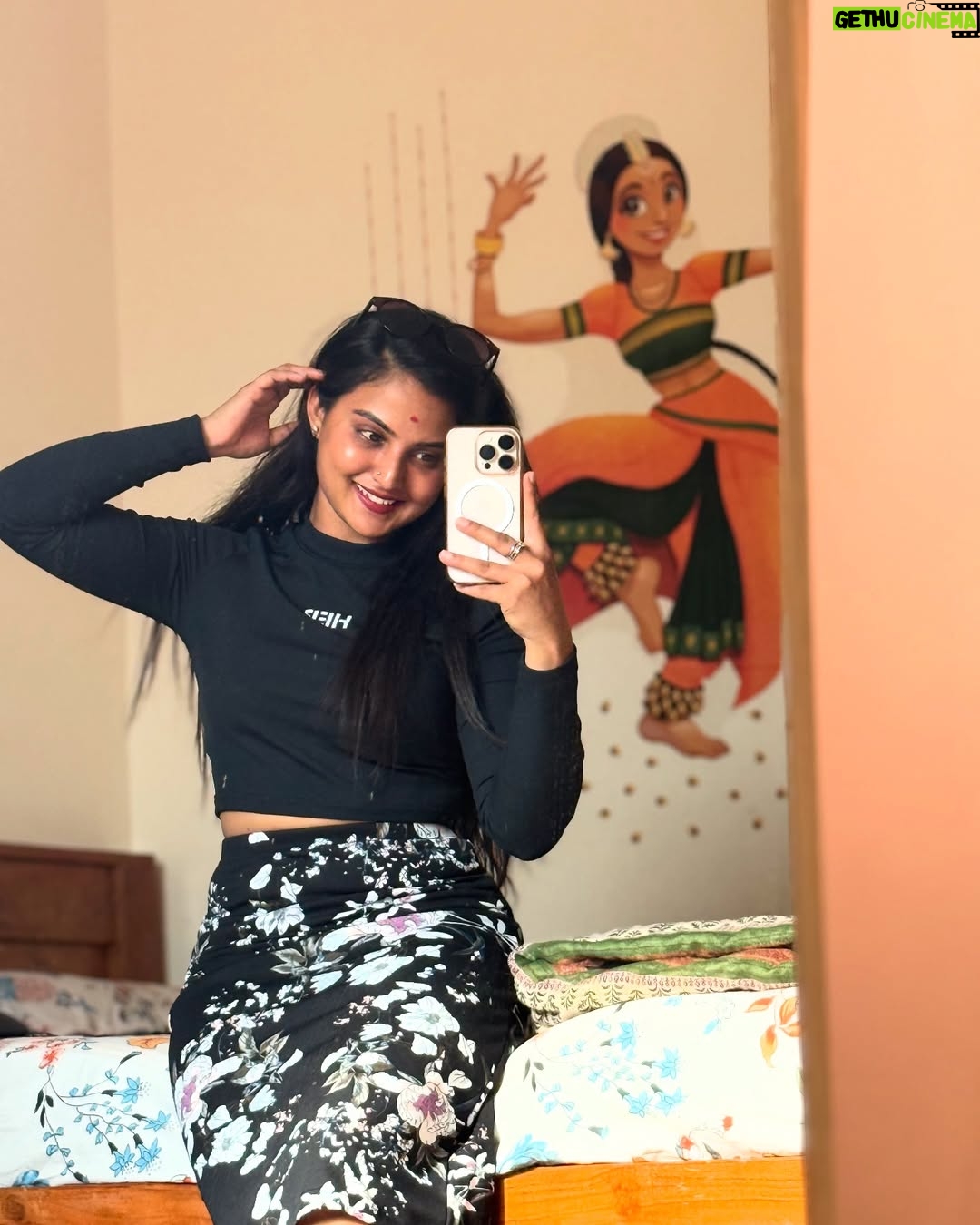 Thanviya Naik - 17.4K Likes - You.. you are my highšø
#thanvibalraj
#style
#fashion
#trending
#instamood
#instagram
#women
#confident
#independent
#feminist
#bosslady