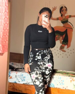 Thanviya Naik Instagram - You.. you are my high🌸

#thanvibalraj 
#style 
#fashion 
#trending 
#instamood 
#instagram 
#women 
#confident 
#independent 
#feminist 
#bosslady