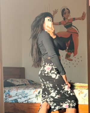 Thanviya Naik Instagram - You.. you are my high🌸

#thanvibalraj 
#style 
#fashion 
#trending 
#instamood 
#instagram 
#women 
#confident 
#independent 
#feminist 
#bosslady