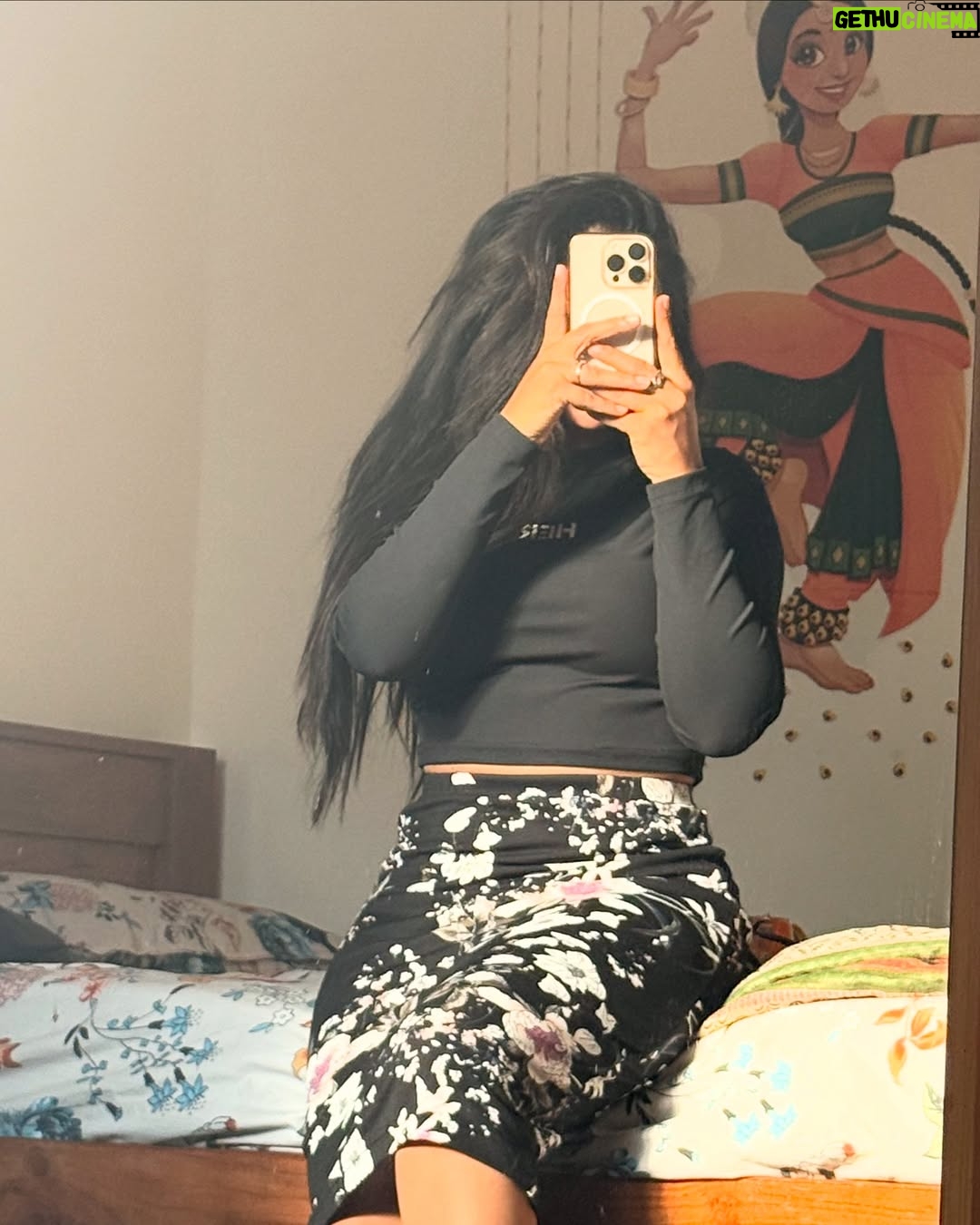 Thanviya Naik - 17.4K Likes - You.. you are my highšø
#thanvibalraj
#style
#fashion
#trending
#instamood
#instagram
#women
#confident
#independent
#feminist
#bosslady
