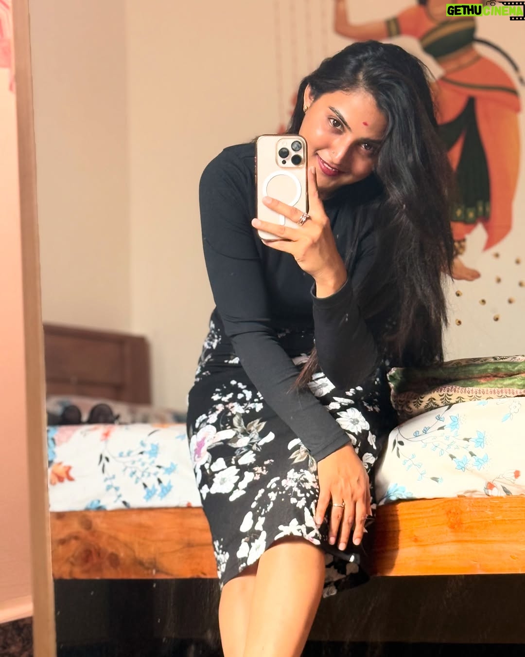 Thanviya Naik - 17.4K Likes - You.. you are my highšø
#thanvibalraj
#style
#fashion
#trending
#instamood
#instagram
#women
#confident
#independent
#feminist
#bosslady
