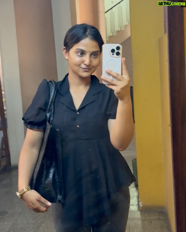 Thanviya Naik - 2.6K Likes - Thanking April for all the love and memories🌸♥️
#thanvibalraj
#trending
#viral
#gratitude
#universe
#loveyourself
#beingstrong
#independent
#women
#april