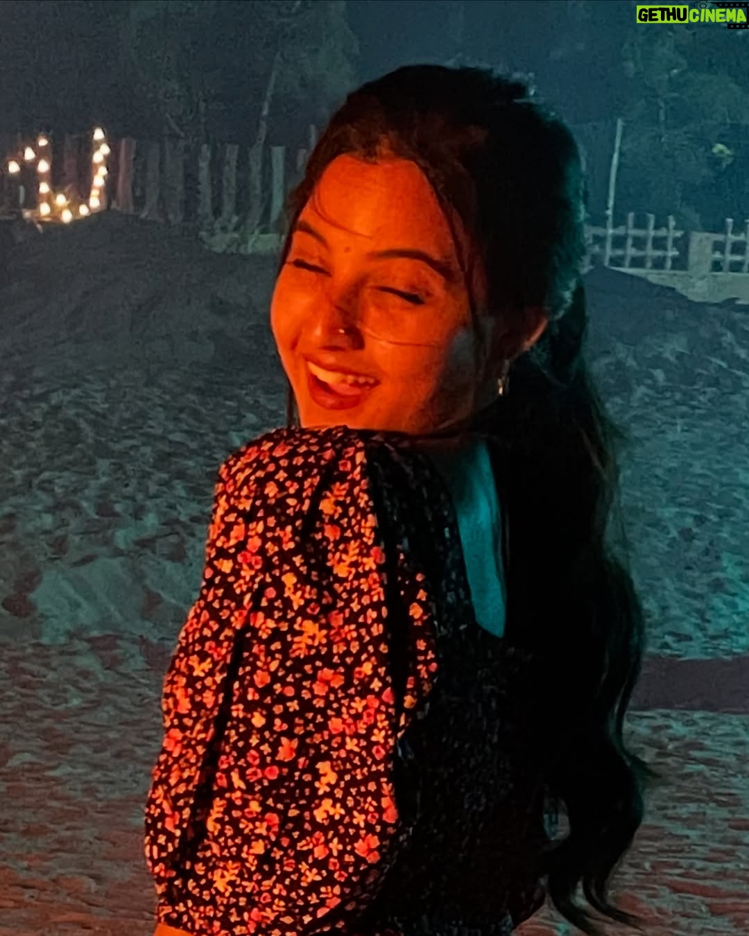 Thanviya Naik - 8.5K Likes - Sandy toesšļø, salty breezešØ, vitamin seaš and endless blissšø
#thanvibalraj
#thanviyanaik
#thanviya
#artist
#actress
#instagram
#instamood
#beach
#beachbody
#trending
#explore
#viral
#cute
#crush
#sky