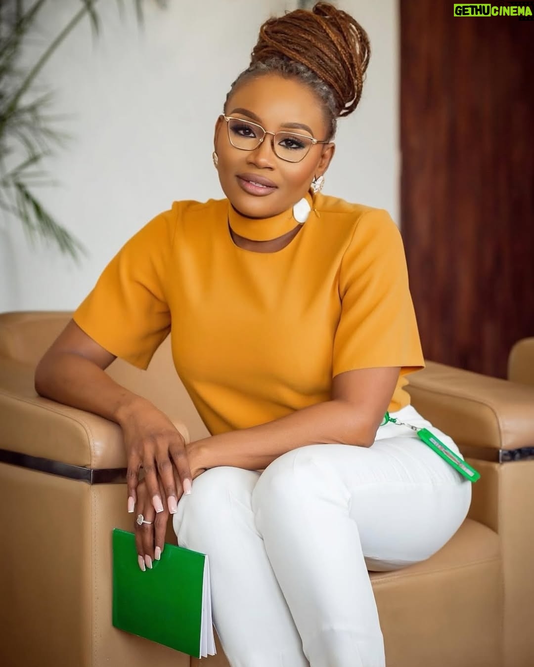 Toke Makinwa - 78.5K Likes - The world is less colorful without you in it….💔
Abisola, omo ologo 5g, (Child of grace).
The one who loved her God, loved her Family fiercely and Loved her friends intimately.
Abisola, the one who helped people she didn’t even know. She can sell her most precious property to support when called on, if you admired anything on her, no matter what value it held, she’ll ask if you wanted it and boom, she’s given it out. So selfless.💔
Abisola, the life of the party, the Bold one, the one who never accepted defeat. You lived, oh you Lived.
Cousin Mi, you’ll always say to me, “Toke, God is in our story” and you were right, our journey is one of growth, a deep respect for each other and nothing but Love.
I met Abisola when she had only just moved back from LA, I was at lunch at Posh cafe with my then bestie when this girl walked in looking fabulous and carrying a dog, She was very “American”. We connected and at the end of that lunch I found out how she was friends with all the American stars, she had a full life in. LA.
Abi Hollywood.
Our friendship started and we had the best times, I started chasing my career so much I missed out on a lot of things, we drifted apart naturally and were silently mad at each other for it. This went on for years, we missed out on so much in those years but God would bring us back together again.
3 years ago while I was going through an unpleasant situation, she calls me on the phone and the first thing I heard was “Hi, this is AbiKd”, in her American accent o, next thing - won so pe o sad, ki lo mu e sad? We burst out laughing and decided to go to dinner on the spot. So us 🤣.
We spent the best 4 hours making up, being honest, apologizing for the years (we were so alike), we spoke our truths and we decided we were too close to be called friends, we named ourselves cousins and that’s how the term “cousin mi” was born.
Cousin mi, I will never forget you, words are not enough to describe our bond, my heart aches terribly but my eyes are on to Jesus, I surrender the pain to you Lord.
You’ve transitioned from here but your impact, the memories and the love will linger on forever.
Till we dance again,
Sun re o
💔