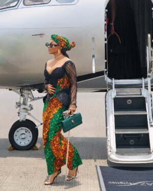 Toke Makinwa Instagram - Back in Lagos and a quick dip into Uyo to support @iniedo