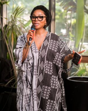 Toke Makinwa Instagram - Ending the year with immense GRATITUDE….. 🙏

I decided to throw a praise breakfast with a small group of friends.

2024, the “no Gree for anybody year”. Funny, even the devil heard us all so loud and decided not to gree for us but we serve a living GOD.

It was a GOOD year because God is good. I have chosen to only call 2024 GOOD. Everything with God is good and regardless of how life was lifing, God was Godding too and where there was a casting down, our heads were lifted high, Sooo high.

Thank you for saving us, thank you for keeping every single promise, I tore up my prayer requests at some point in this same year but ABBA you heard it all and kept every single promise to me.

Thank you for not seeing me like the world sees me, thank you for not judging me. I have brought your children together cos my own KPI is to know God and let the world he has given me experience him so this is how we go into 2025.

Dear God, I’m committing these ones in your hands, as we decided to praise you, pls keep us all in 2025 cos we coming back bigger and louder till the kingdom of hell is totally destroyed. 

My biggest lesson this year was to discover you in a deeper and more intimate way, you found me broken, lost and hurt and you put me back together. Like a stallion, you gave me freedom, you taught me courage and gave me strength.

Thank you for the best Christmas gift you’ve given me, I’m still so numb and can’t find the words yet but Eyin le seyi oooo.
The world will see and know that you love me.

Thank you @mojihwusu for coming on board, I love how much you love God. 
Cc @adeyinkaalaseyori brought down the house.
@obioraobiwon took us to a deep worship session too.
📸 - @frankugahphotography 

We had a beautiful breakfast after st @ebonylifeplace 
Tag your fav